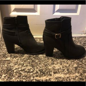 Ankle boots